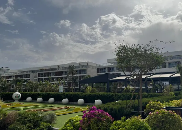 Courtyard Long شقة *