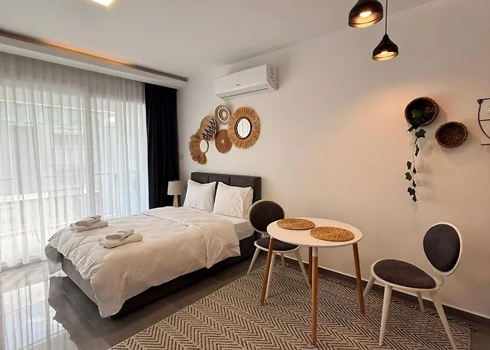 Courtyard Long شقة