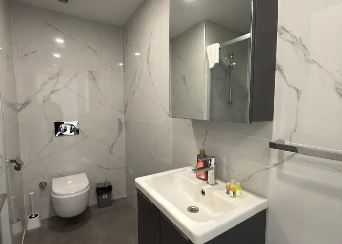 Courtyard Long شقة *