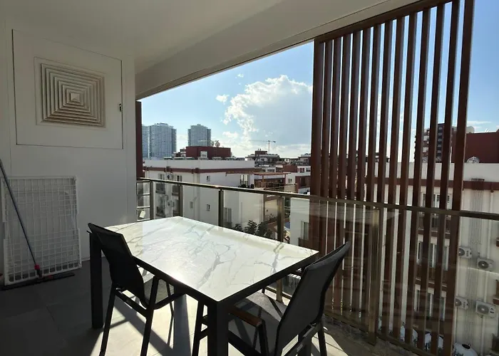 Courtyard Long شقة *