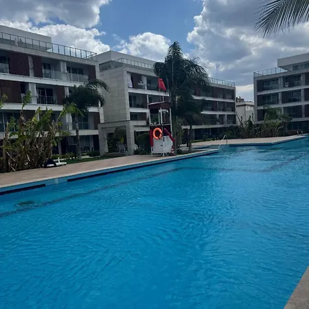 Courtyard Long Apartamento *