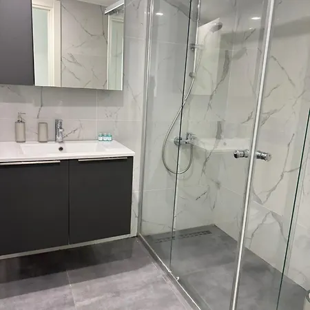 Apartman Courtyard Long *